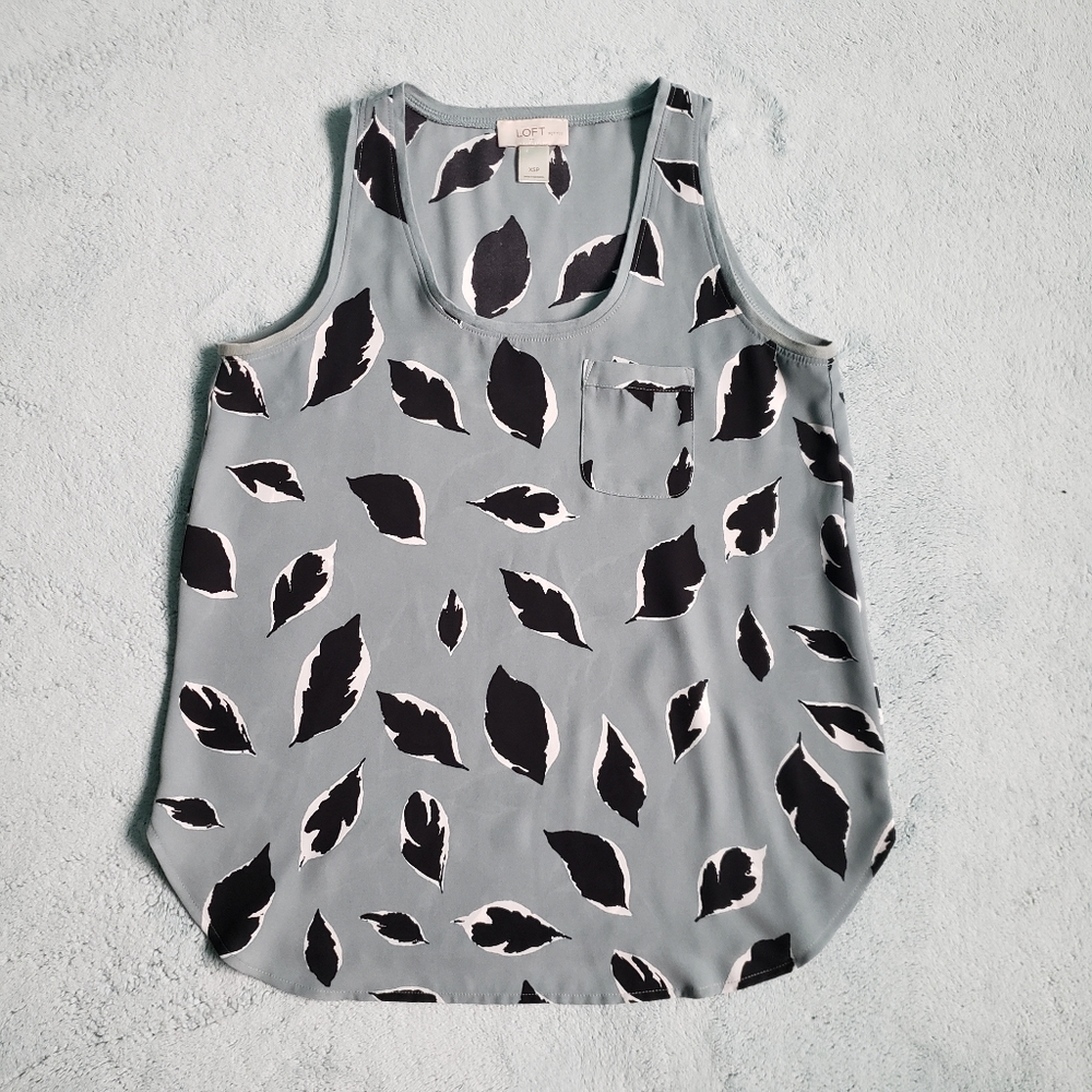 Patterned tank
